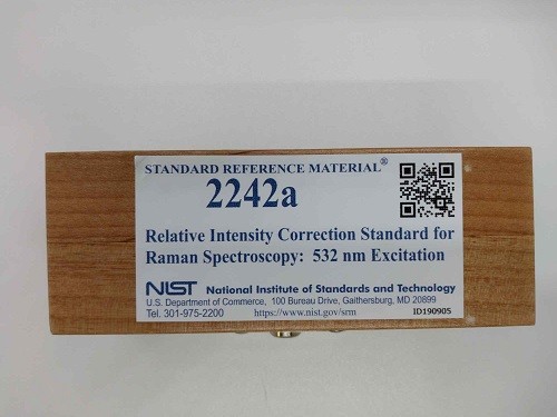 SRM 2242a - 拉曼光譜的相對(duì)強(qiáng)度校正標(biāo)準(zhǔn)：532 nm激發(fā)
