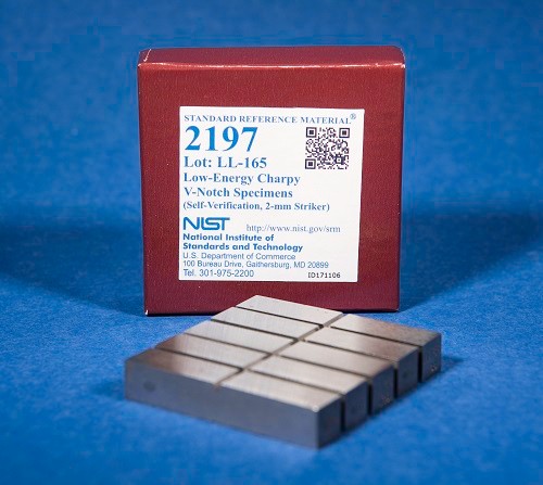 SRM 2197 - 低能量Charpy V-缺口樣本(自驗證，2毫米射手)